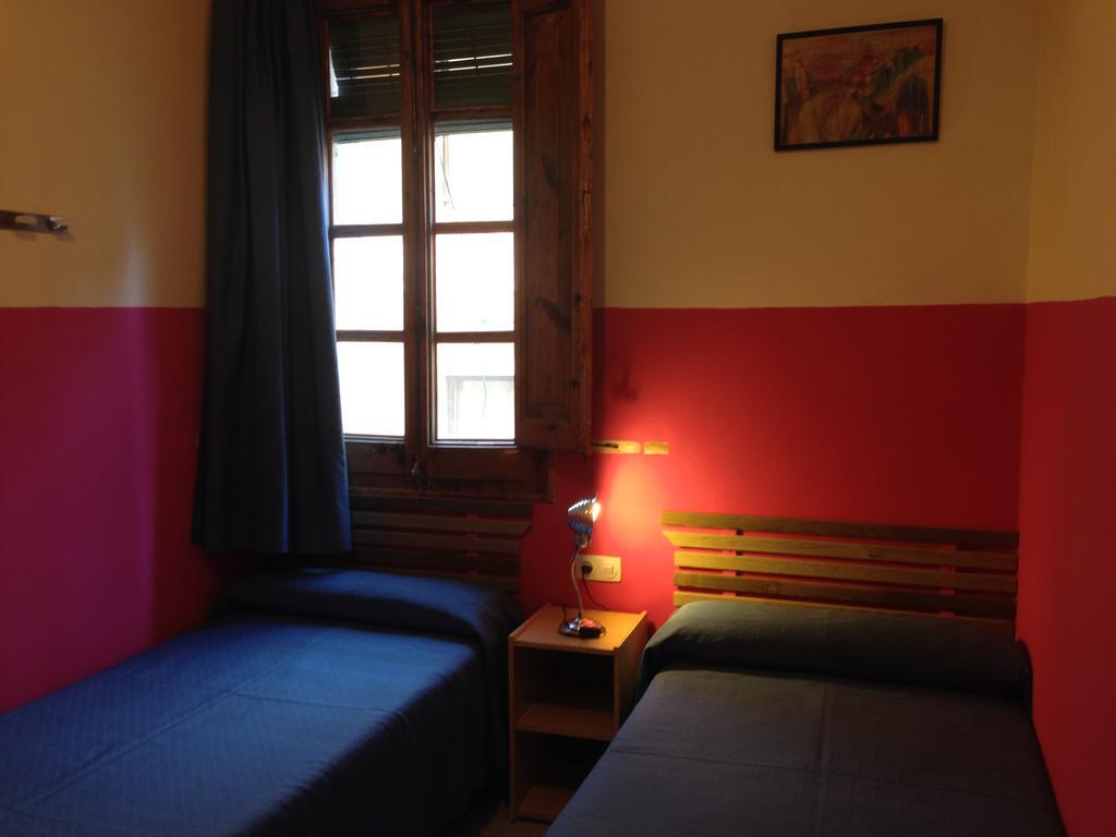 Pension Bertolin Barcelona Exterior photo