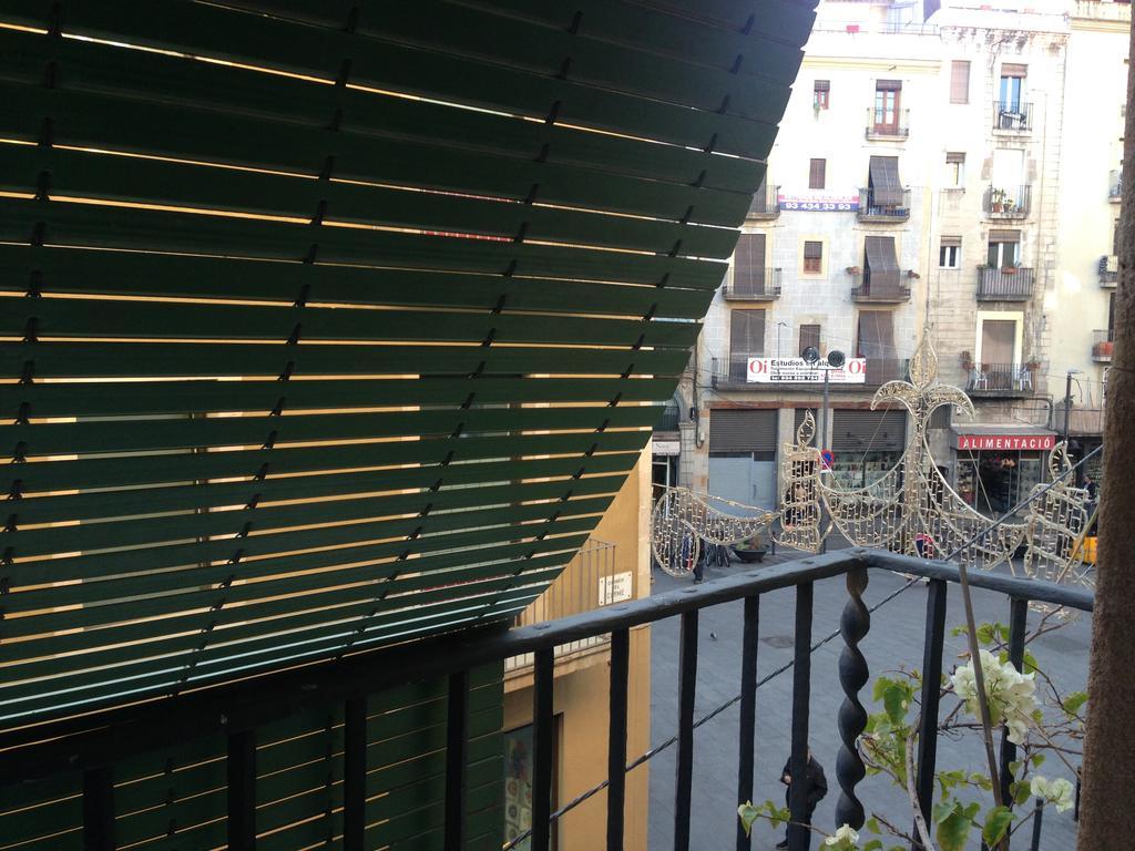 Pension Bertolin Barcelona Exterior photo