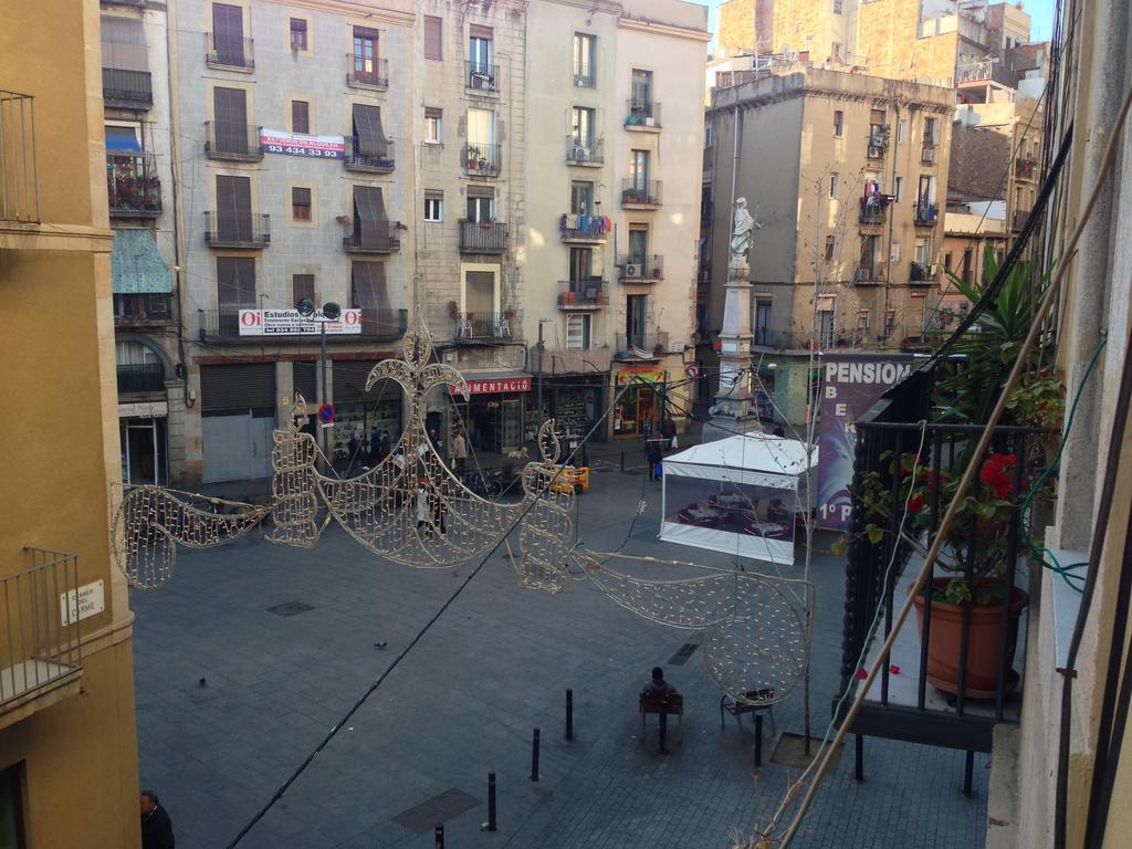 Pension Bertolin Barcelona Exterior photo